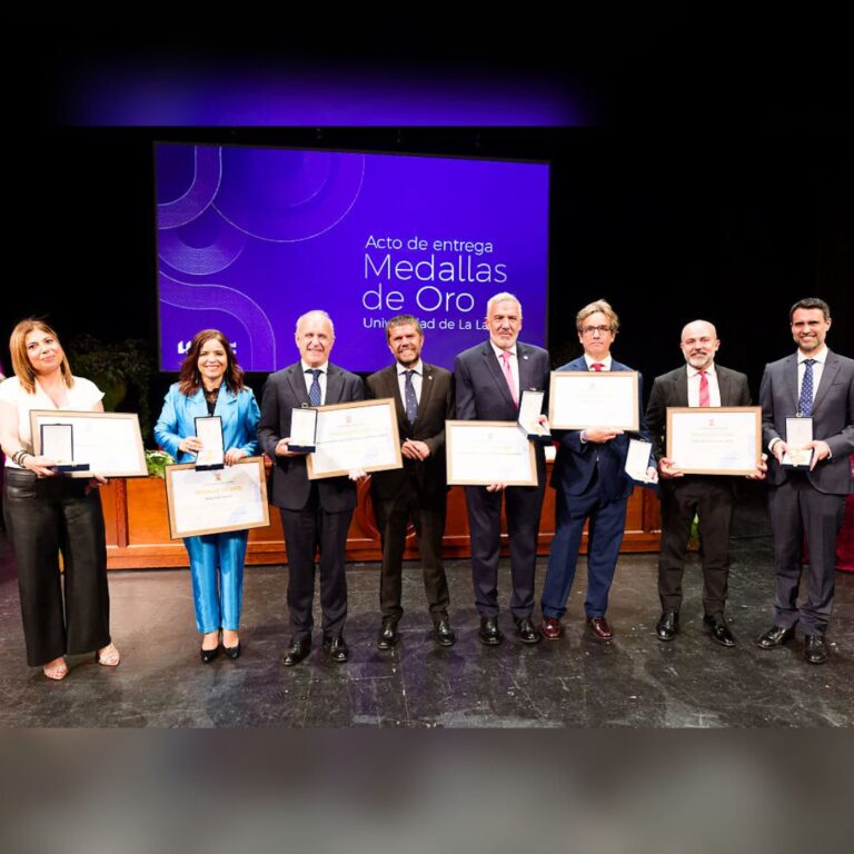 ecca.edu recibe la Medalla de Oro de la Universidad de La Laguna en su 60 aniversario