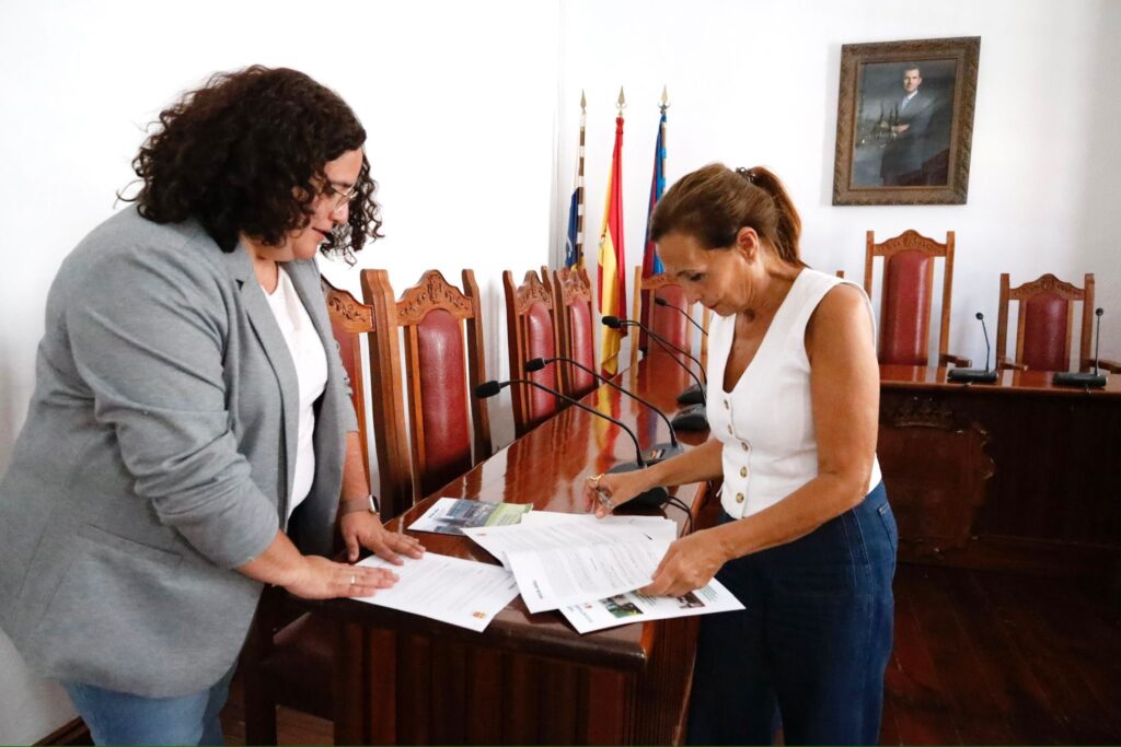 Agaete impulsa la Educación con nuevo convenio. 