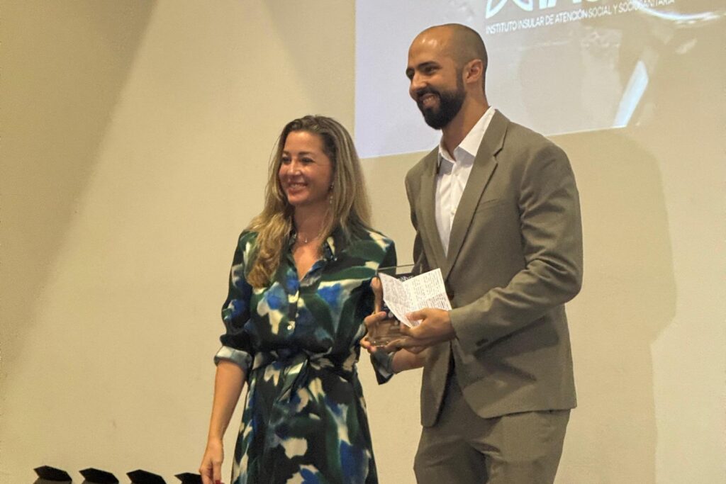 ecca.edu recibe el Reconocimiento ISLÉNIOR 2025 del Cabildo de Tenerife 1