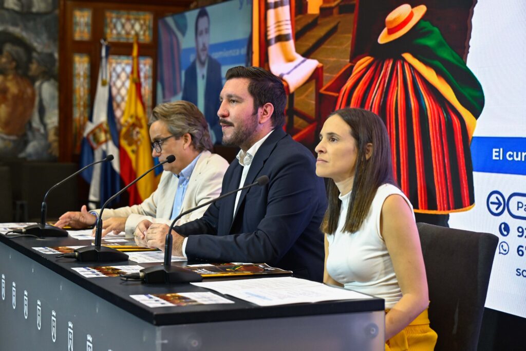 ecca.edu y el Cabildo de Tenerife presentan el curso _Indumentaria regional canaria_ un tesoro cultural__3