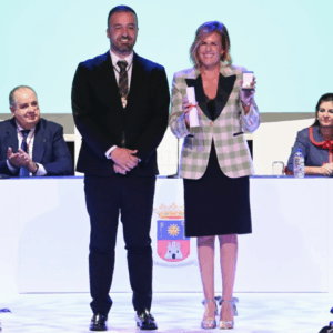 ecca.edu recibe la Medalla al Mérito Social de la ciudad de Telde