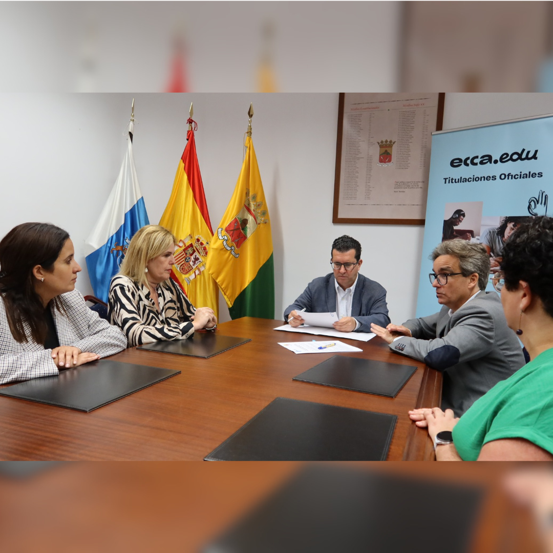 ecca.edu y Arucas firman su primer convenio de colaboración para impulsar la formación juvenil en el municipio