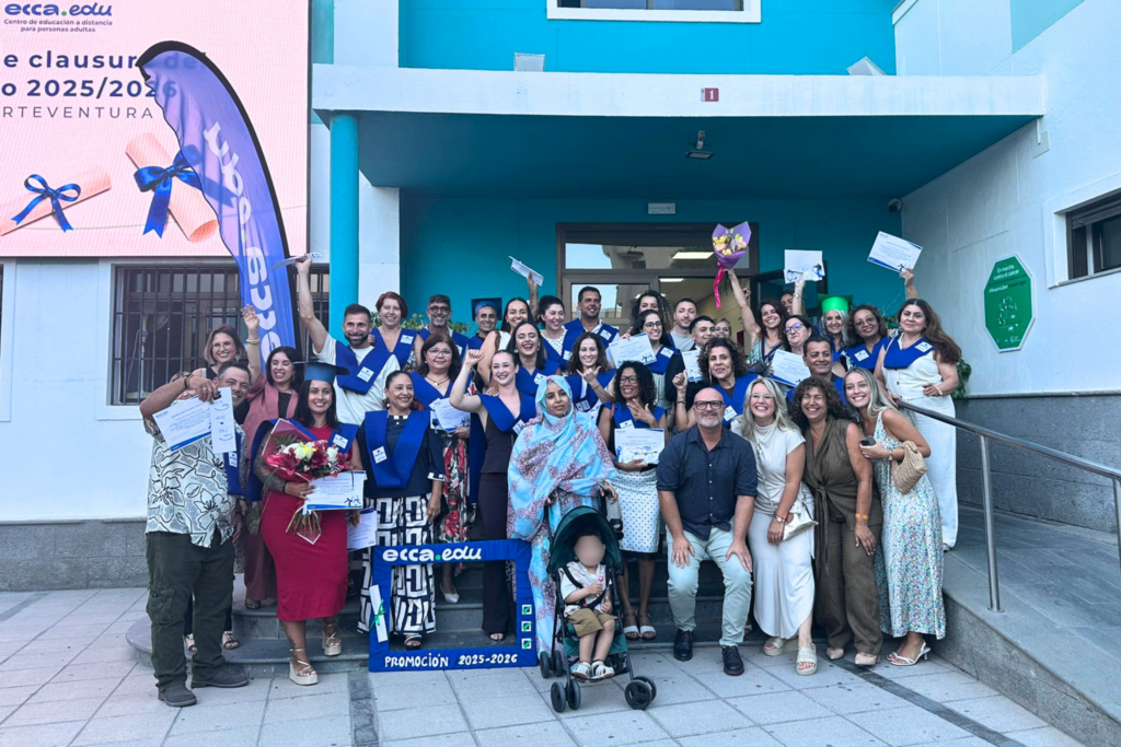 Fuerteventura arropa al alumnado de ecca.edu en su acto de entrega de diplomas (7)
